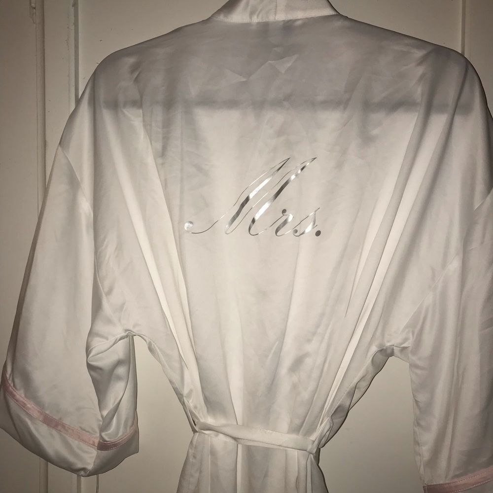 Mrs Robe